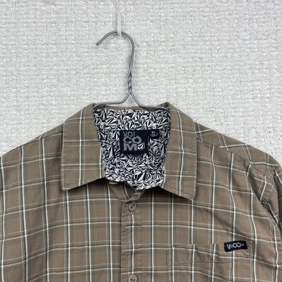 Volcom Plaid Button Up Shirt Long Sleeve Classic Fit Brown Tan Boy XL Skate Surf - Picture 2 of 13
